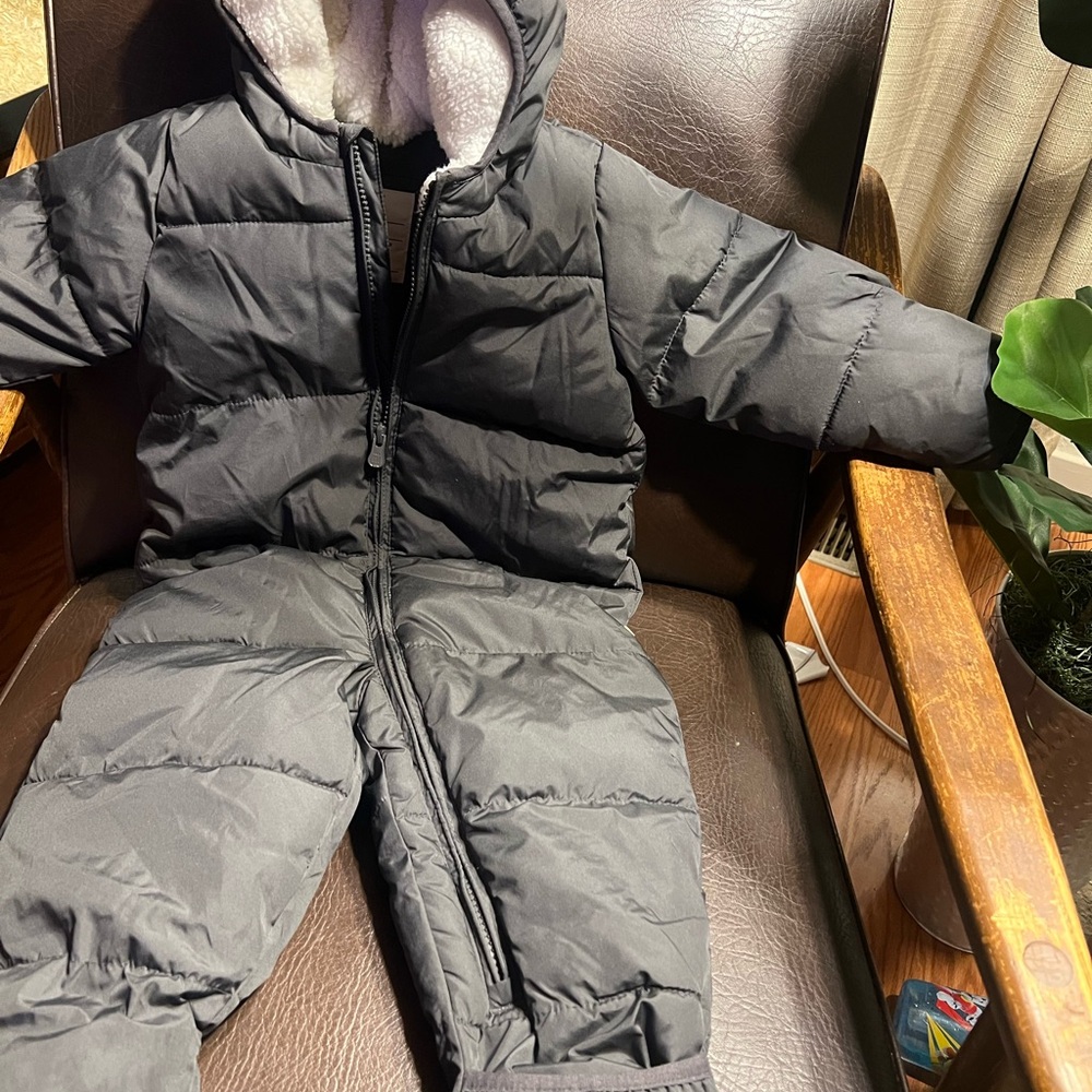 Baby Gap Black Puffer Snowsuit with Hood